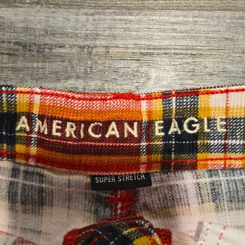 American Eagle Plaid Hi-Rise Mini Corduroy Mini Skirt| Size 4​ - Picture 6 of 11